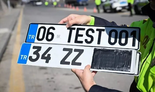 APP Plakalara Tanınan Süre Sona Erdi: Cezası 140 Bin Lira