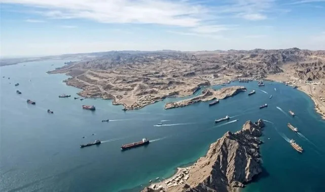 Hürmüz Boğazı'nda Üç Konteyner Gemisine Silahlı Saldırı 