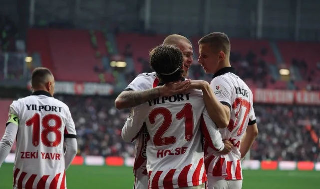 Samsunspor’dan Kritik Galibiyet: Beşiktaş’ı 2-1 Mağlup Etti