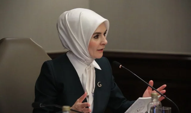 Bakan Göktaş: Annelik, Reklam Diline İndirgenerek Değersizleştirilecek Bir Kavram Değildir