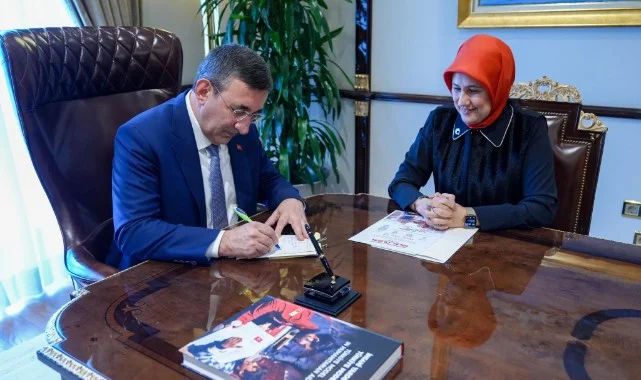 Cevdet Yılmaz'dan Kızılay'a Kurban Bağışı