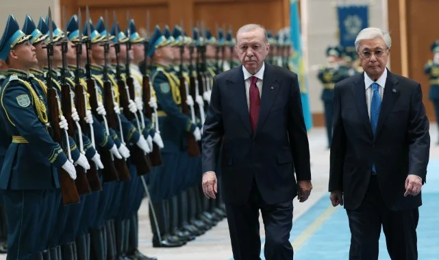 Cumhurbaşkanı Erdoğan Kazakistan’da Resmî Törenle Karşılandı