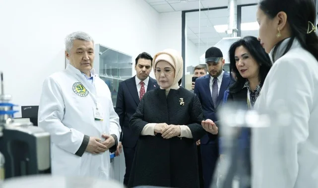 Emine Erdoğan, Kazakistan’da Sıfır Atık Eğitim Laboratuvarı’nın Açılışını Yaptı