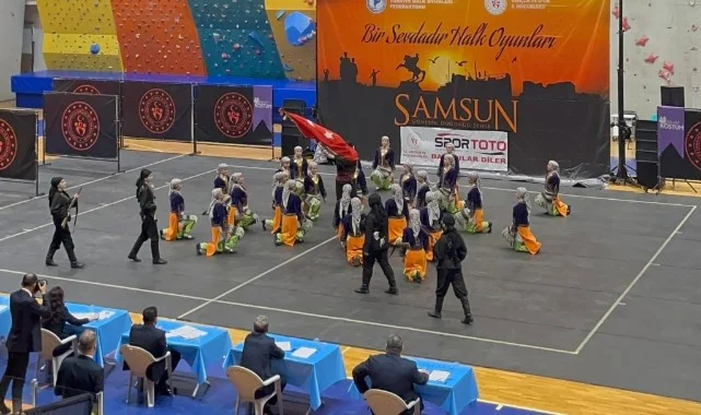 İlkadımlı Gençler Halk Oyunlarında Samsun’u Temsil Edecek
