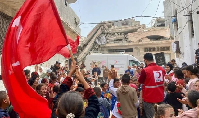 Türk Kızılay’dan Gazzeli Çocuklara Bayramlık Desteği