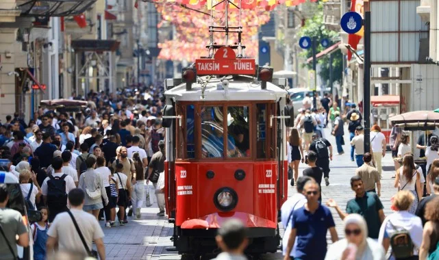 Türkiye’de 2025’in En Yaygın İsimleri Açıklandı: Zirvede Yine Mehmet, Fatma ve Yılmaz Var