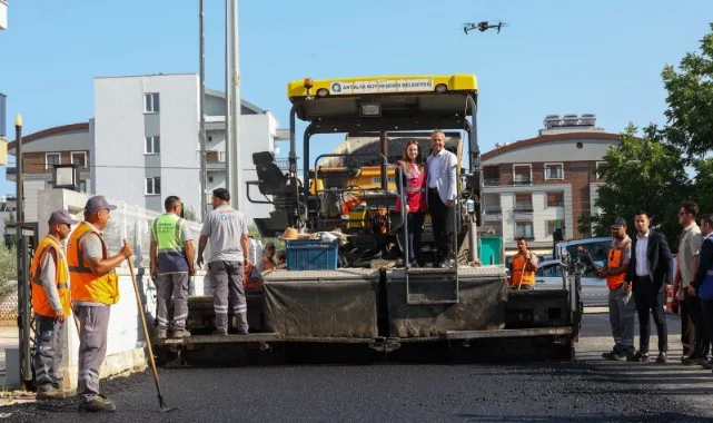 Döşemealtı Yeniköy’de Altyapısı Tamamlanan Yollar Asfaltlanıyor