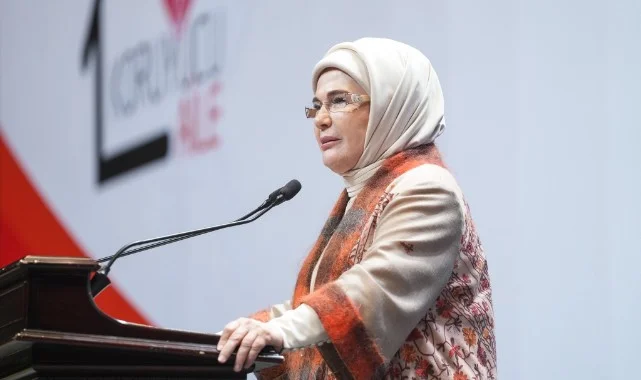 Emine Erdoğan: 11 Bin 22 Çocuk Koruyucu Ailelerin Sıcak Yuvasında Büyüyor