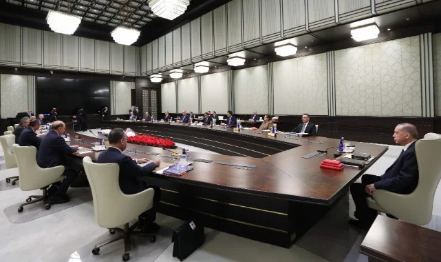 Kabine Yoğun Gündemle Toplanıyor: Orta Doğu, Ekonomi ve Terörle Mücadele Masada