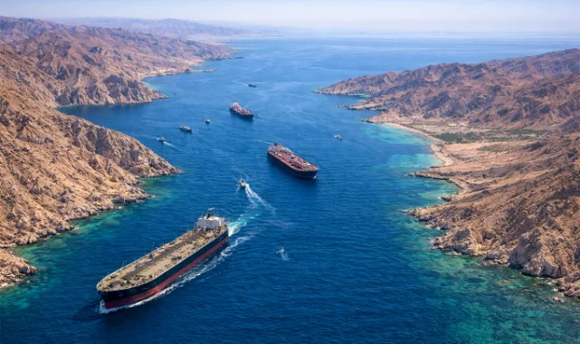 Trump: Hürmüz Boğazı Yeniden Deniz Trafiğine Açılıyor