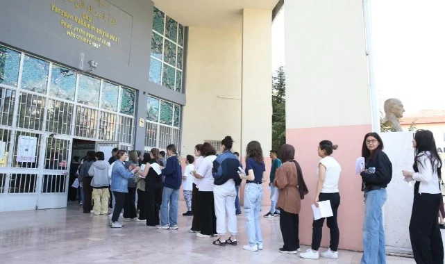 YKS'nin İlk Oturumu Tamamlandı