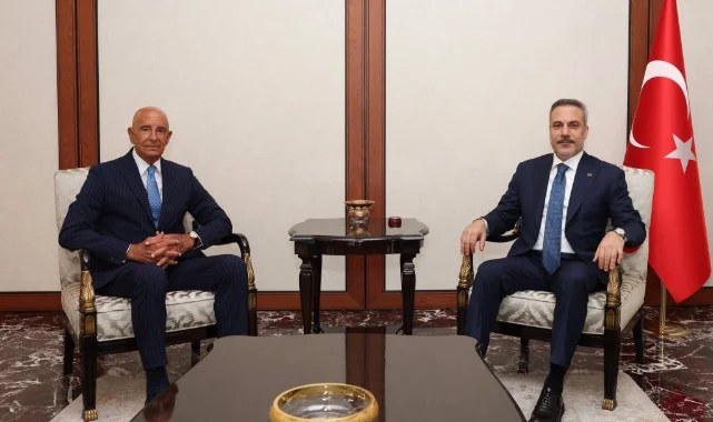Bakan Fidan, ABD Büyükelçisi Barrack ile Bir Araya Geldi