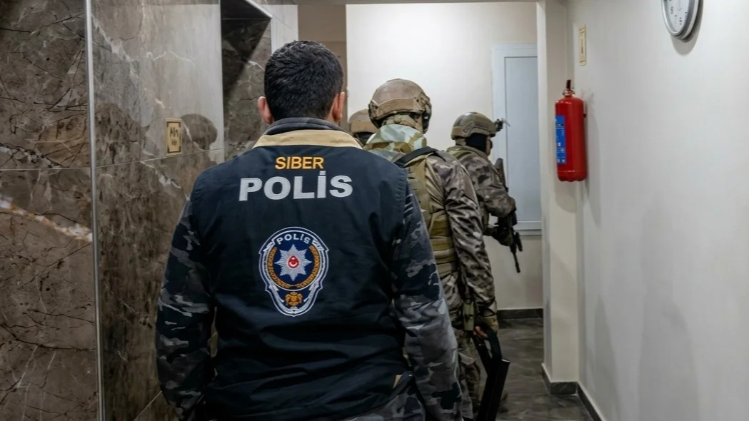 27 İlde Siber Suç Operasyonu: 643 Şüpheli Yakalandı, 303’ü Tutuklandı
