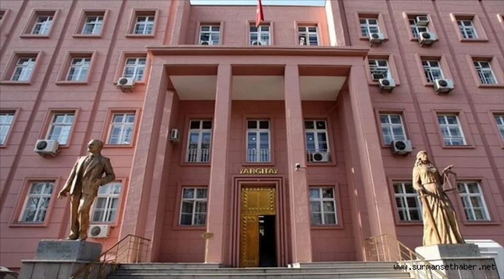  3 Firari Hakim ve Savcı Hakkında Kırmızı Bülten