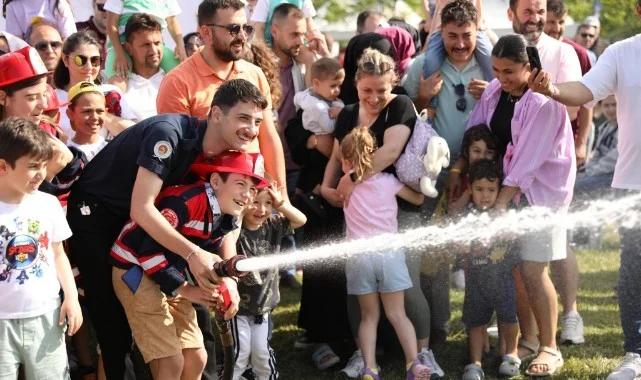 6. Geleneksel Baba-Çocuk Şenliği Samsun'da Renkli Anlara Sahne Oldu