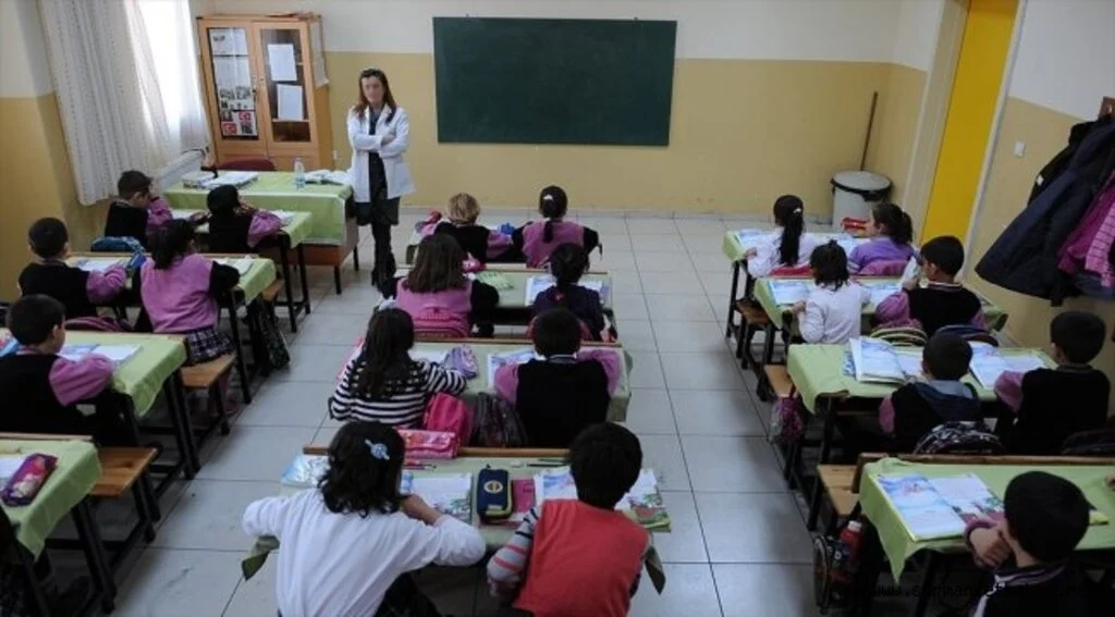 Aday öğretmenler 24 Kasım'da yemin edecek