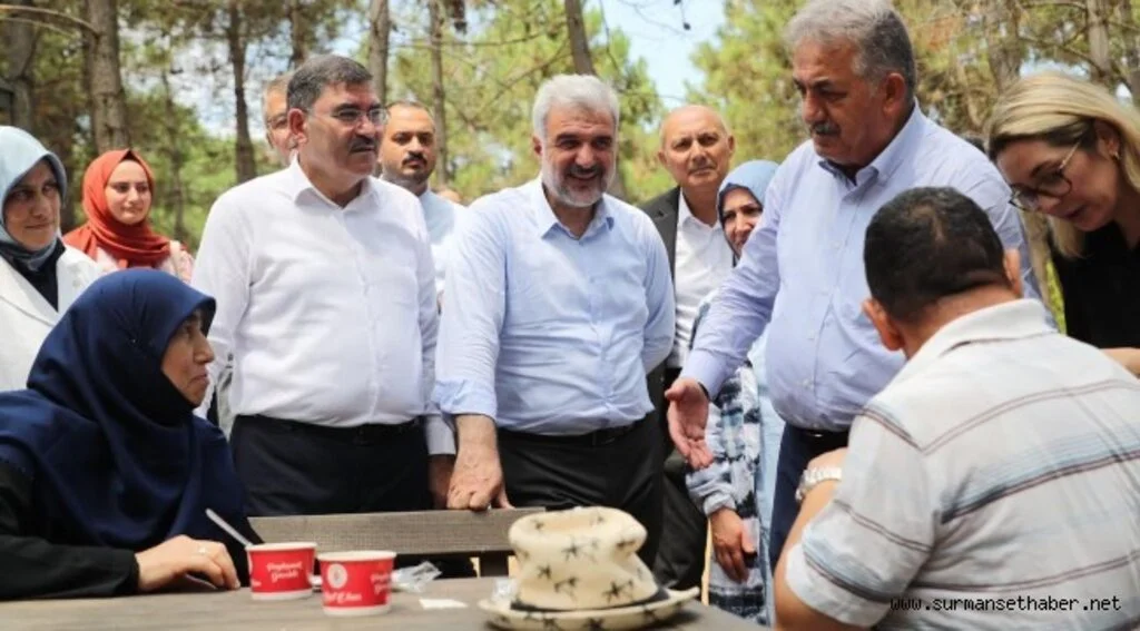 AK PARTİ İSTANBUL’UN “YÜZ YÜZE 100 GÜN” ZİYARETLERİ SÜRÜYOR