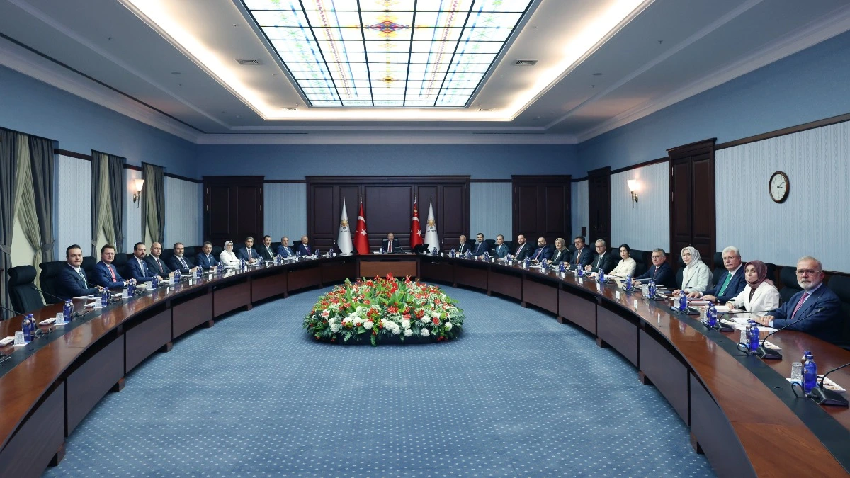 AK Parti MYK, Cumhurbaşkanı Erdoğan Başkanlığında Toplandı