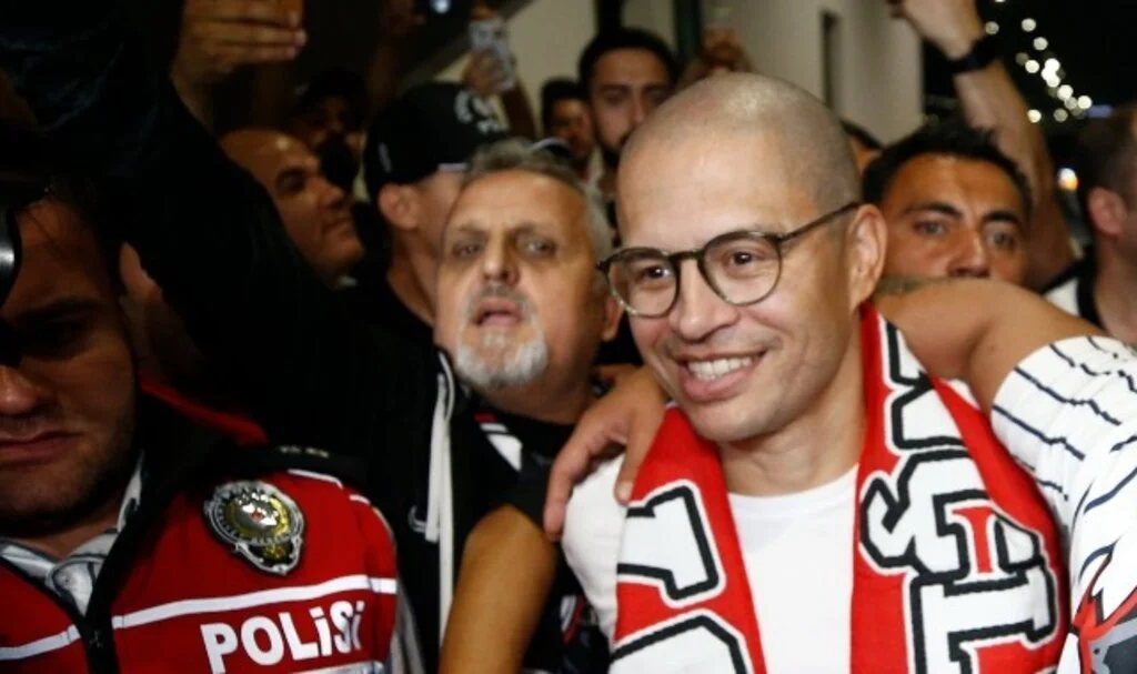Antalyaspor, Alex ile yollarını ayırdı