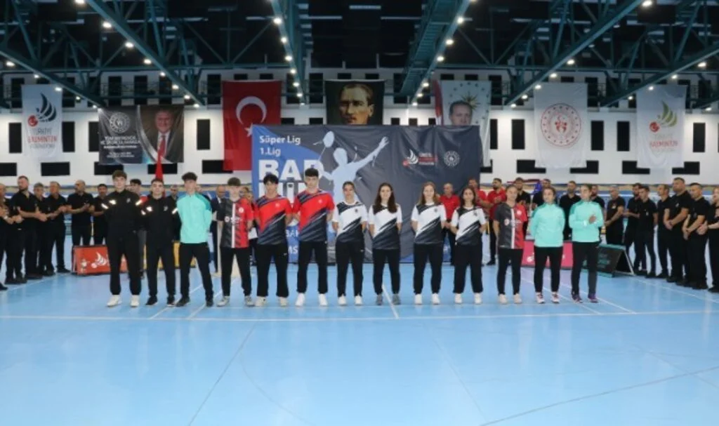 Badminton Süper Lig ve 1.Lig’ müsabakaları başladı 