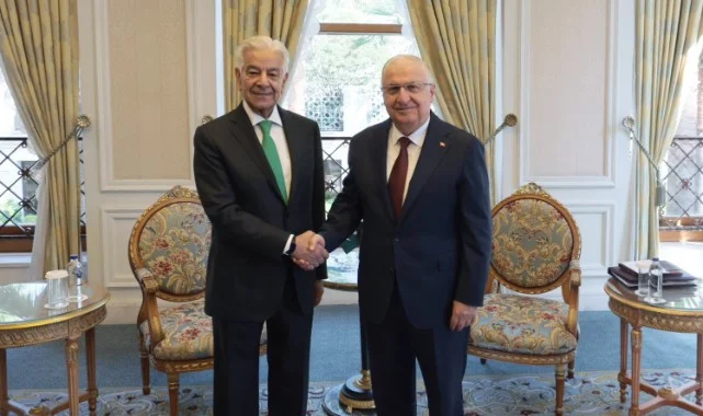 Bakan Güler, Pakistanlı Mevkidaşı Asif İle Görüştü