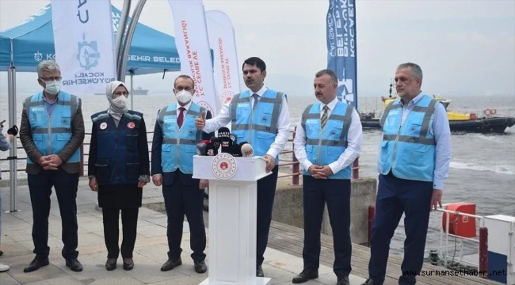 Bakan Kurum: Bugüne kadar 5 bin 306 metreküp müsilaj toplandı
