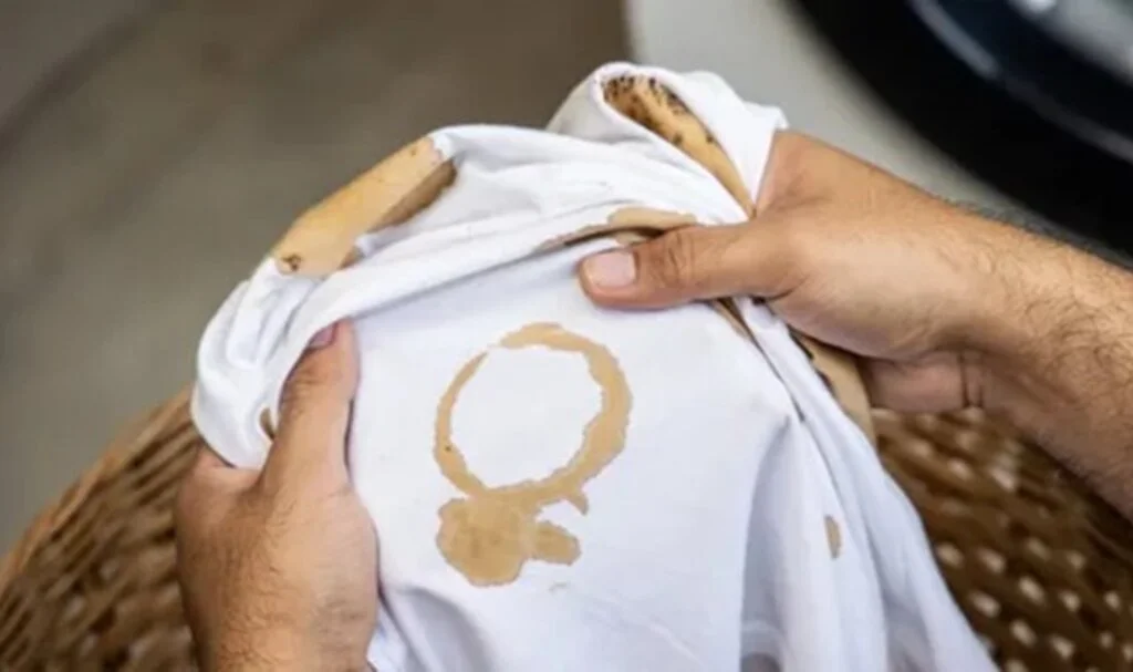 Beyaz Tişörtten Kahve Lekesi Nasıl Çıkar