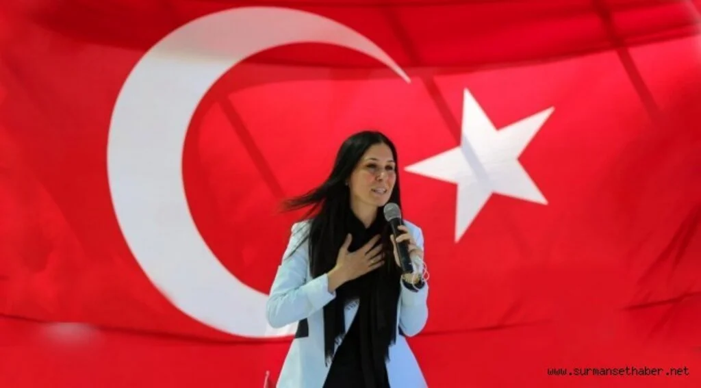 Çiğdem Karaaslan'dan 30 Ağustos Zafer Bayramı Mesajı