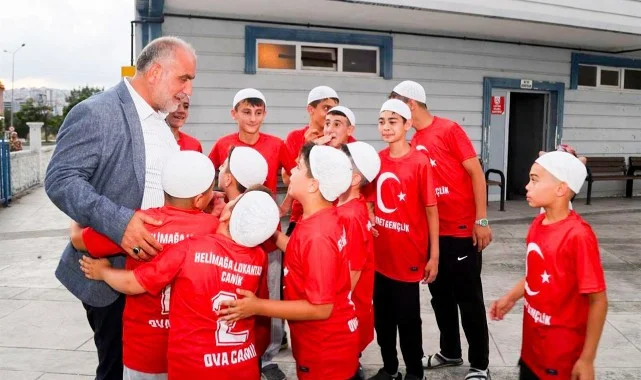 Çocuklar Camilere Koşuyor: O Belediyeden Bir Örnek Proje Daha