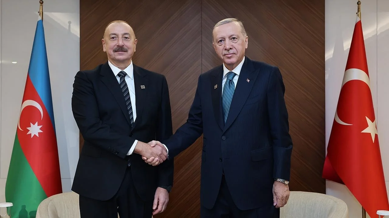 Cumhurbaşkanı Erdoğan, Aliyev’i Türk Devletleri Teşkilatı Zirvesi’ne Davet Etti