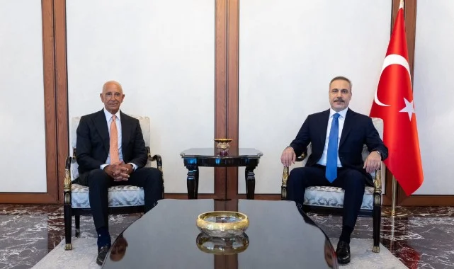 Dışişleri Bakanı Fidan, ABD Büyükelçisi Barrack'ı Kabul Etti