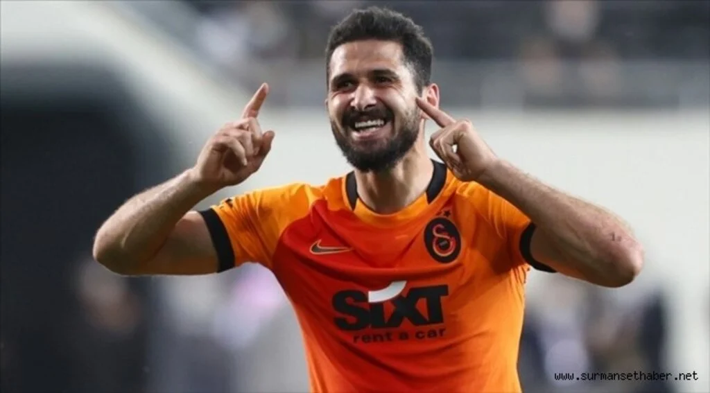Galatasaray'da Emre Akbaba'nın sözleşmesi 2 yıl uzatıldı