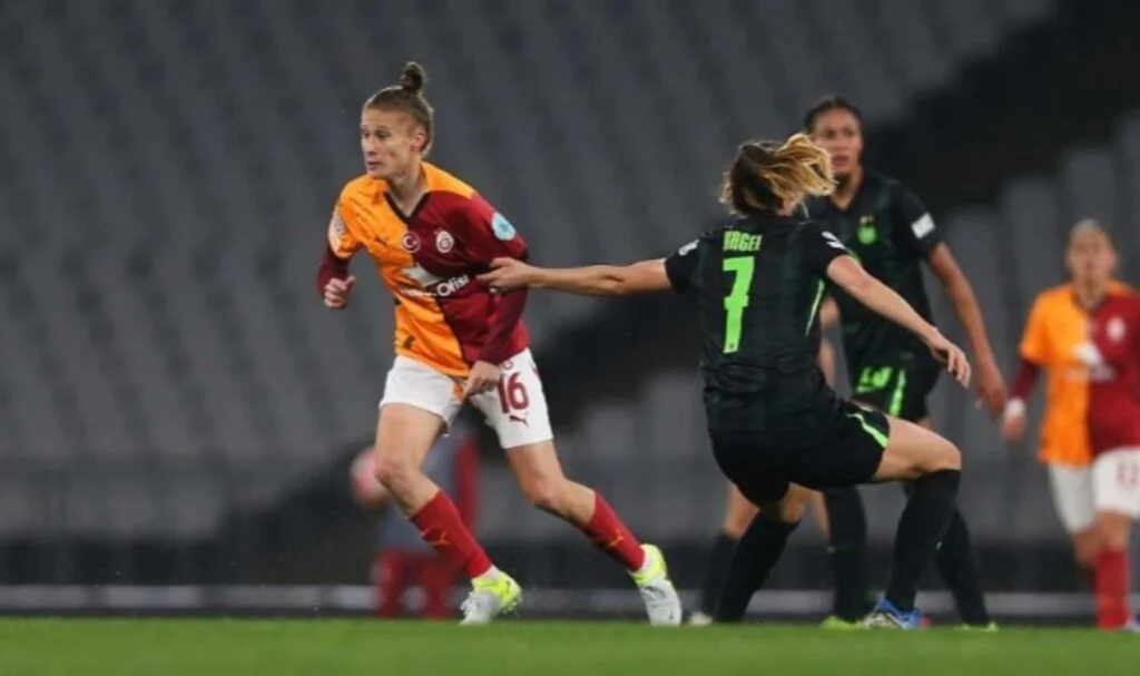Galatasaray Petrol Ofisi, Şampiyonlar Ligi’nde Wolfsburg’a farkı mağlup oldu