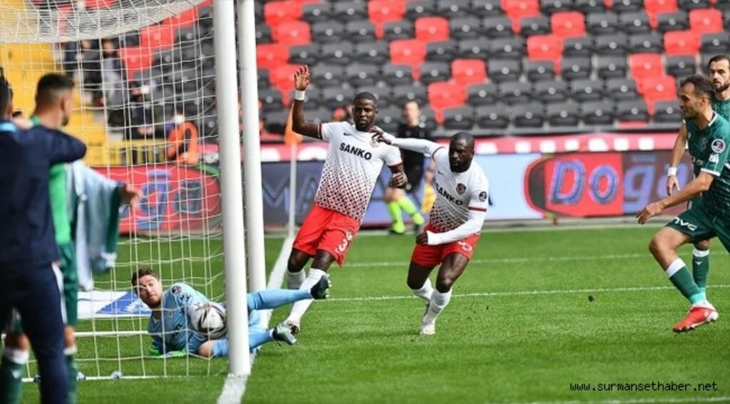 Gaziantep FK 3 puanı 3 golle aldı