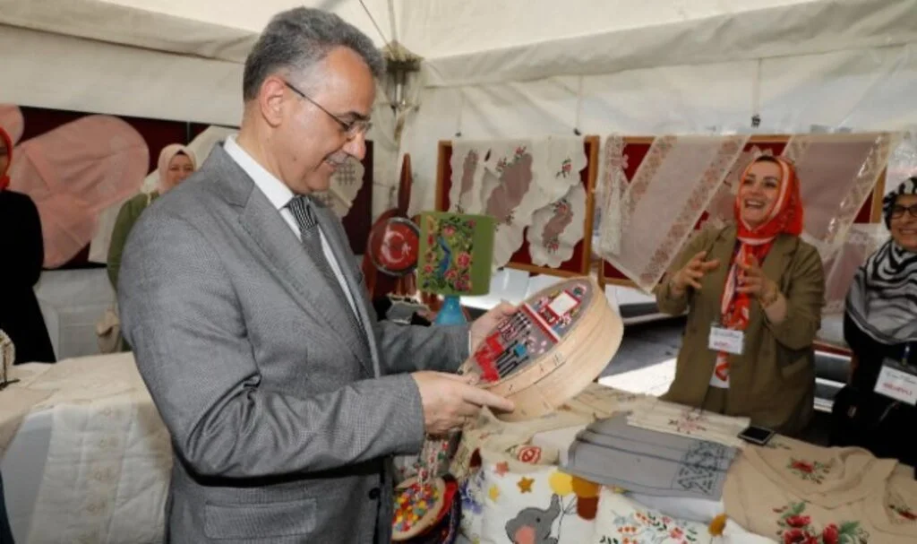 ‘GÜÇLÜ KADIN, GÜÇLÜ TOPLUM’