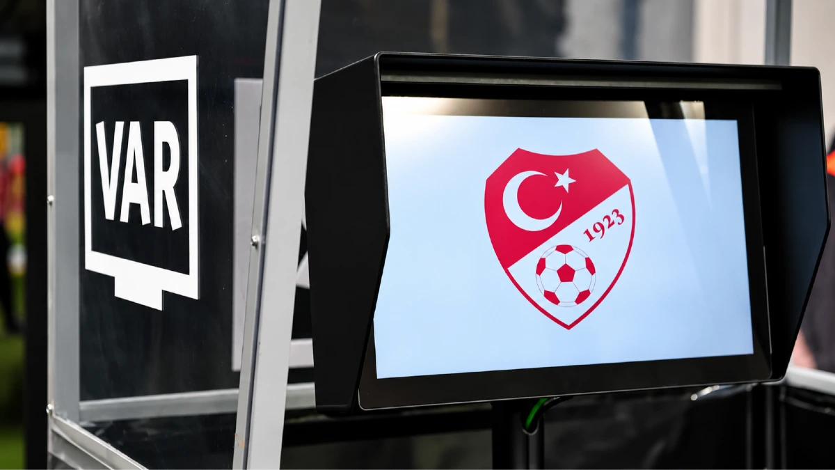 Hakem Soruşturmasında VAR Odasında İnceleme