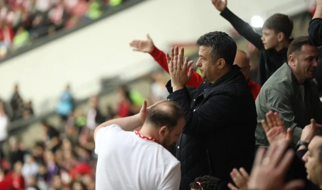 "Hem Süper Lig'de Hem Avrupa'da" Başkan Doğan'dan Samsunspor'a Avrupa Kutlaması