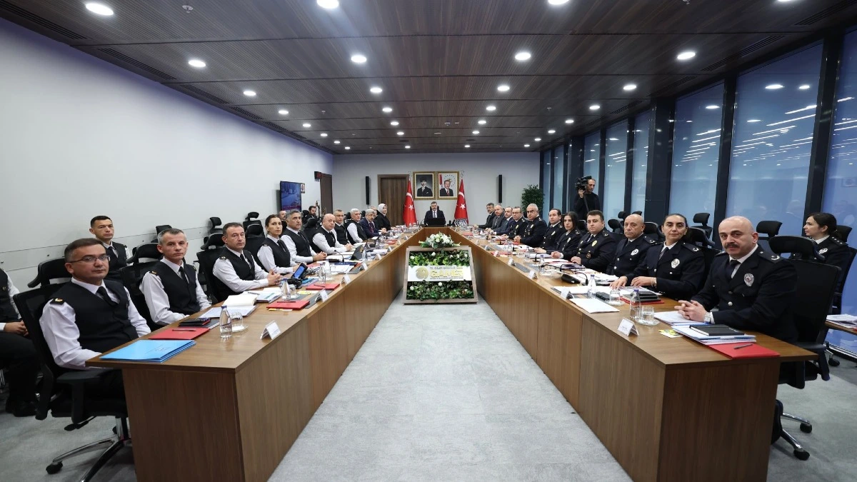 İçişleri Bakanı Çiftçi’den Okul Güvenliği İçin Yeni Talimatlar