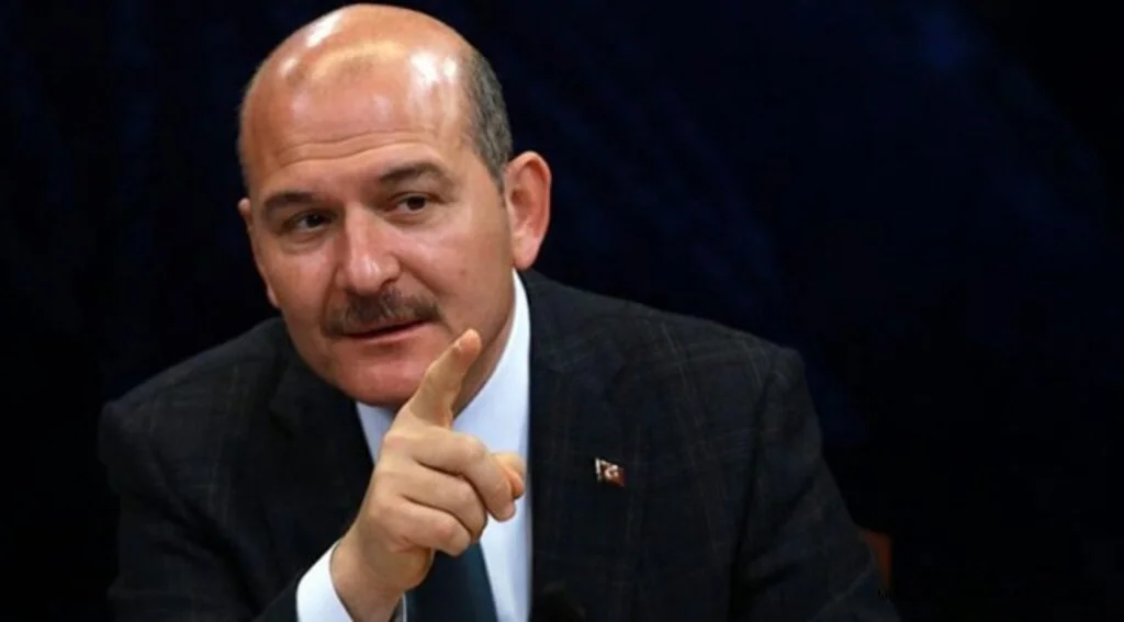 İçişleri Bakanı Süleyman Soylu; "İnsanı hayvandan ayırt eden edepdir."