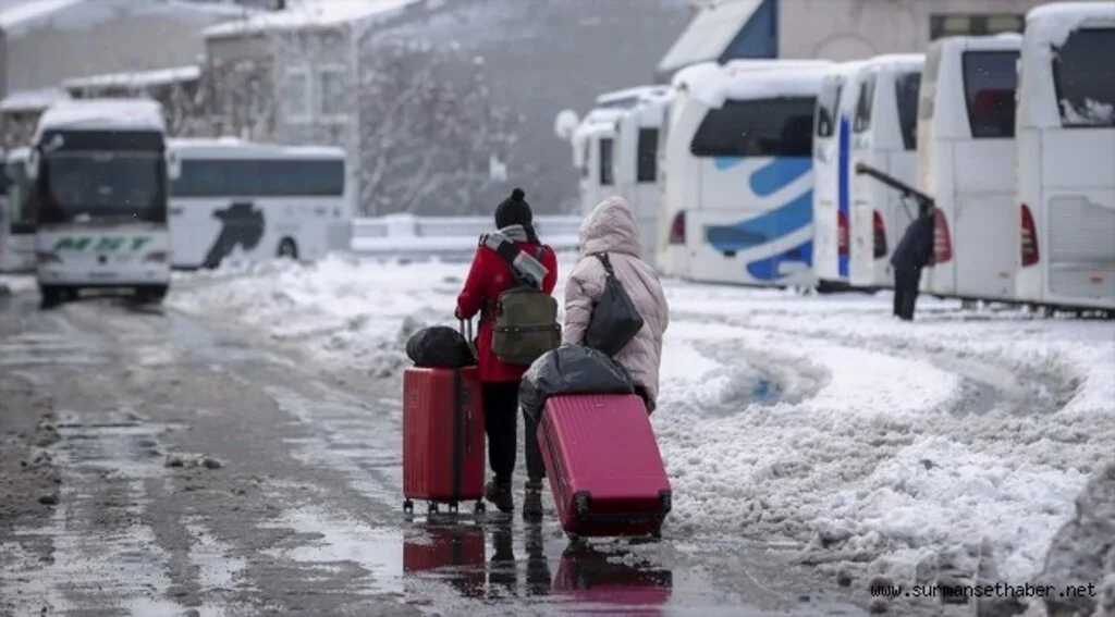 İstanbul'da Esenler, Harem ve tüm cep otogarlardaki çıkışlar yarın sabaha kadar durduruldu