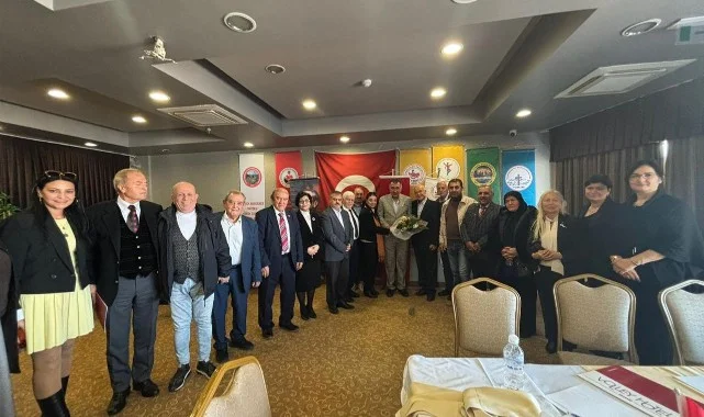 İzmir Konfederasyonu’ndan Dayanışma ve Demokrasi Vurgusu