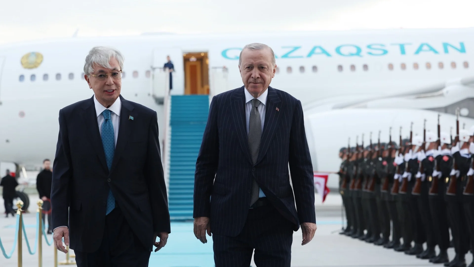Kazakistan Cumhurbaşkanı Tokayev Ankara'da Resmi Törenle Karşılandı