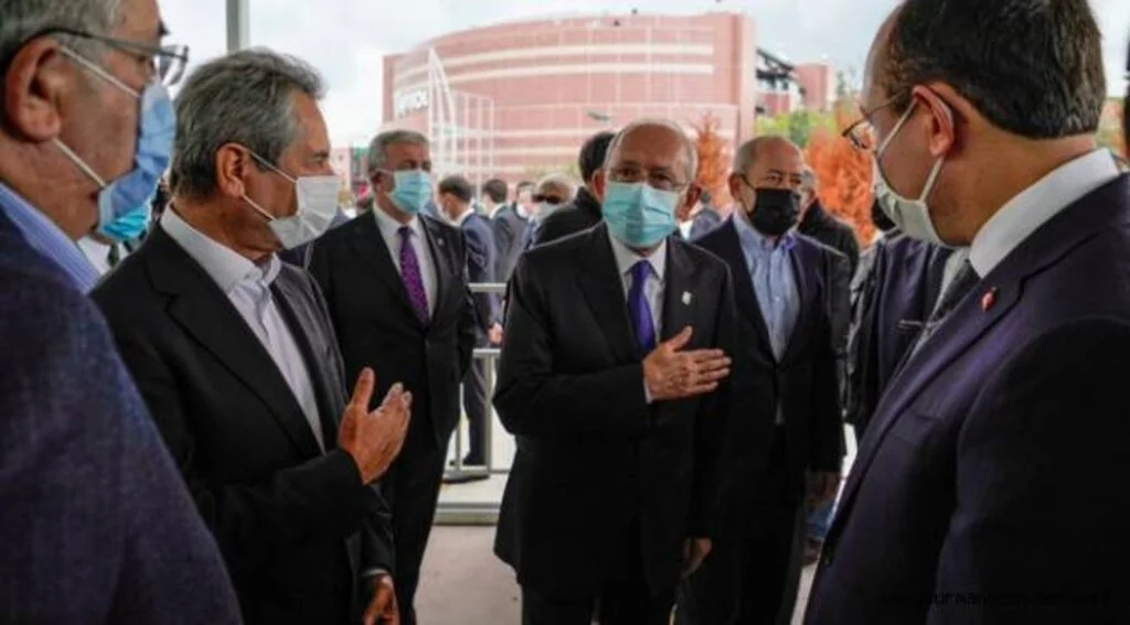 KEMAL KILIÇDAROĞLU, MESUT YILMAZ'IN CENAZE TÖRENİNE KATILDI