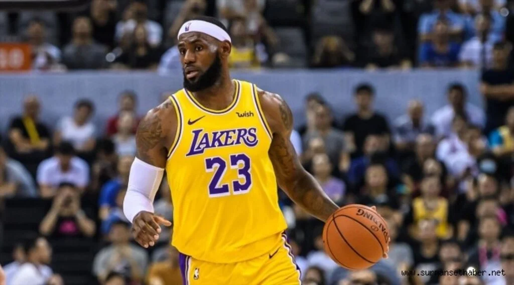 NBA'de LeBron James 56 sayıyla Lakers'ı sırtladı
