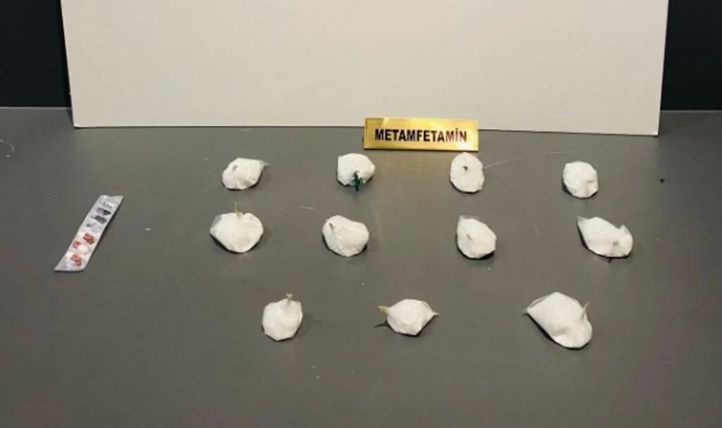 Samsun'da Uyuşturucu Operasyonu: 194 Gram Metamfetamin Ele Geçirildi