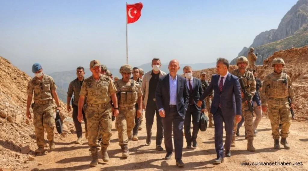 Süleyman Soylu Bitlis'de Kahraman Mehmetçikle Bir Araya Geldi