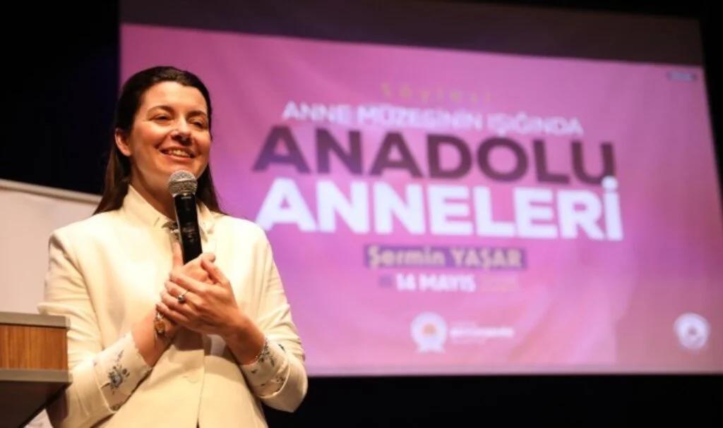 Ünlü Yazar Şermin Yaşar Samsunlularla Buluştu