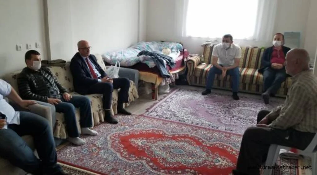 YANGINDA EVİ YANAN AİLEYE ZİYARET