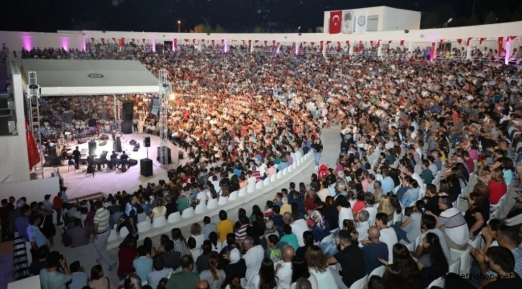 Zurna Festivalini 200 bin kişi izledi